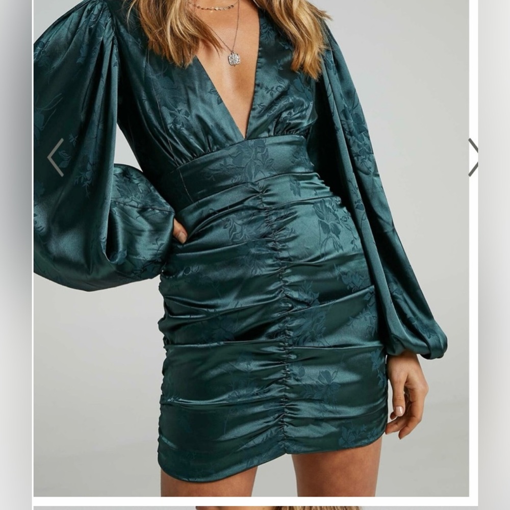 Show Po | dress